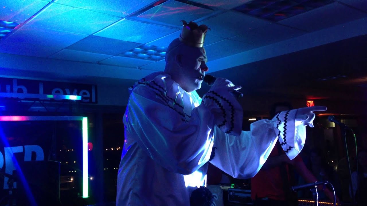 Puddles the Clown sings 