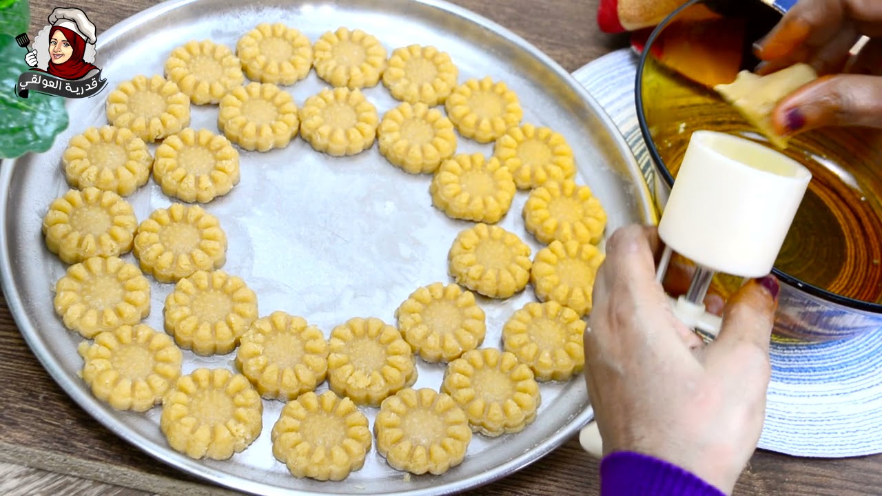 كعك جوز الهند بالطحين الأسمر | Coconut Cookies with wheat Flour