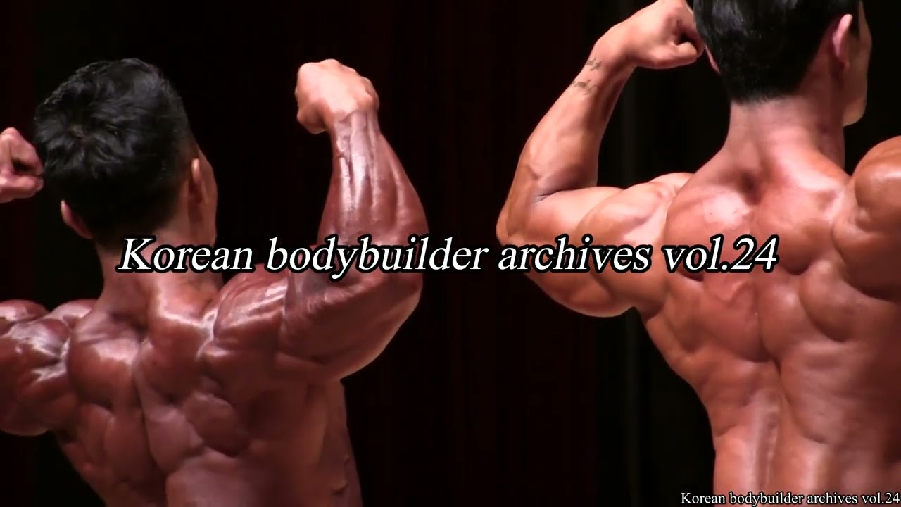 Korean bodybuilder at the Mr.YMCA bodybuilding contest 2016