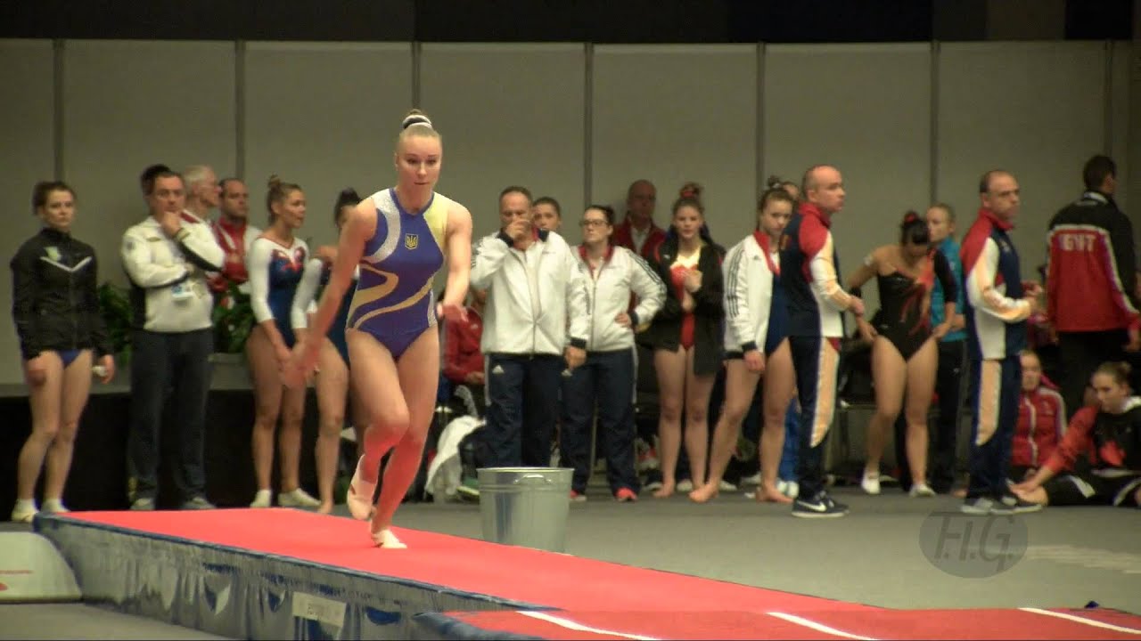 BOROVYKOVA Svitlana (UKR) - 2015 Trampoline Worlds - Qualification TU Routine 1