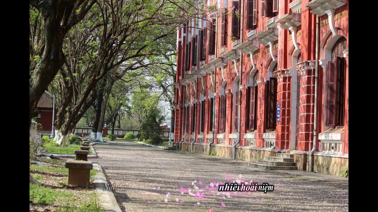 Ơi Quốc Học Thân Yêu [Lyrics Video] | CLB Âm nhạc Quốc Học Huế