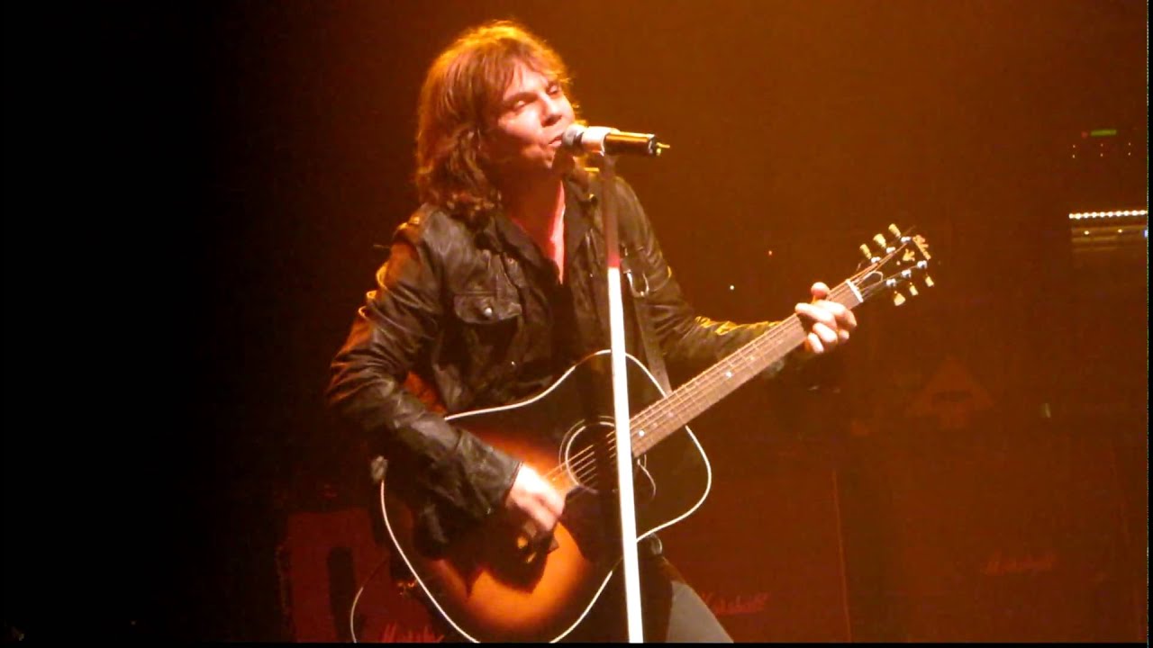 Europe - Prisoners in paradise - La cigale janvier 2010 HD
