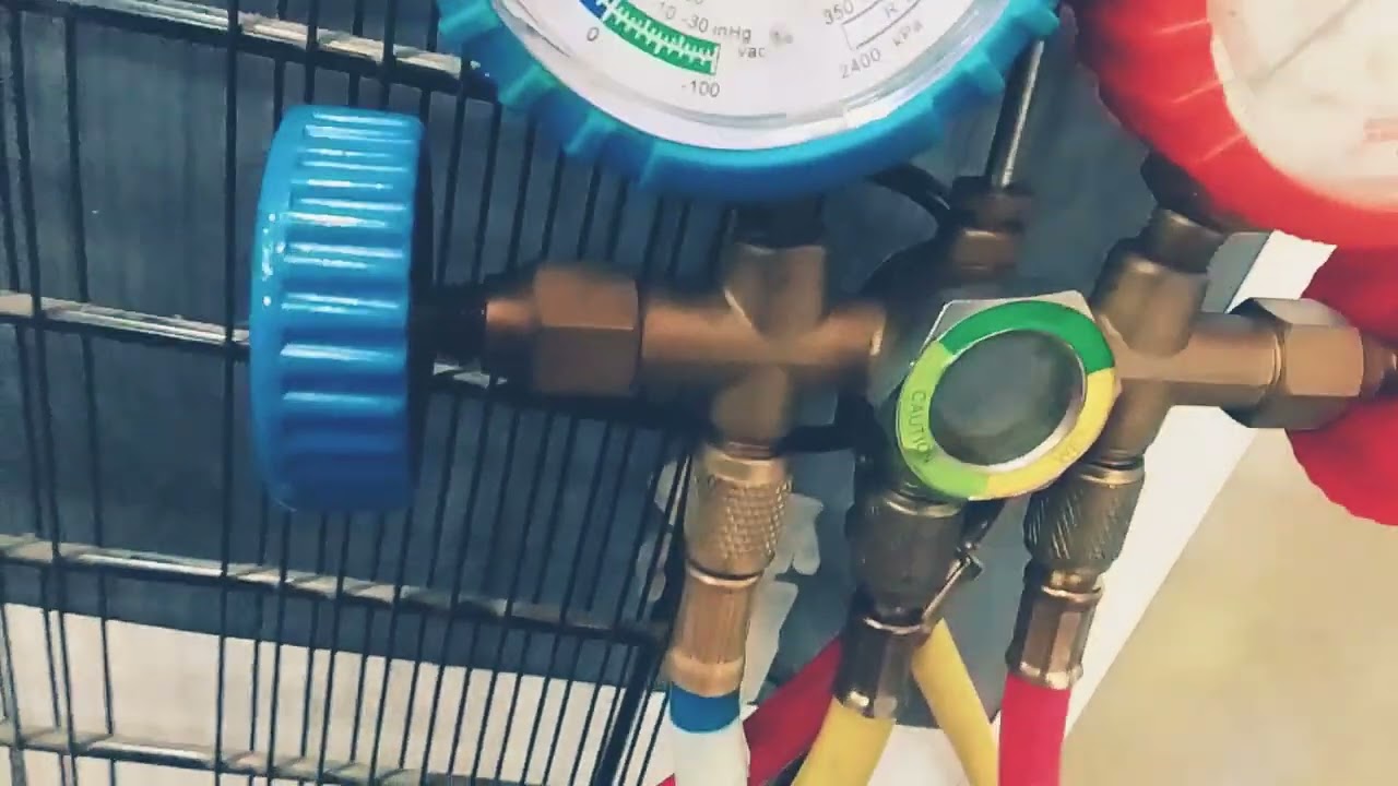 Carga de Gás com R 600a