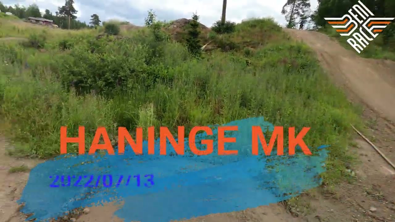 Duktiga 6 &aring;r gamla kille som k&ouml;r motocross Haninge MK.Talented 6-year-old boy who drives motocross