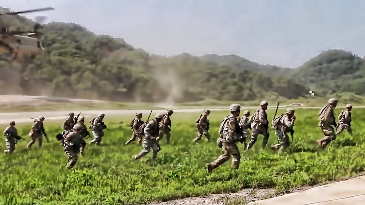 Air Cavalry Airmobile Live-Fire Landing