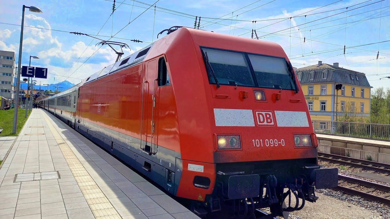 Bahnhof Traunstein mit BRB, SOB, Taurus, BR 101