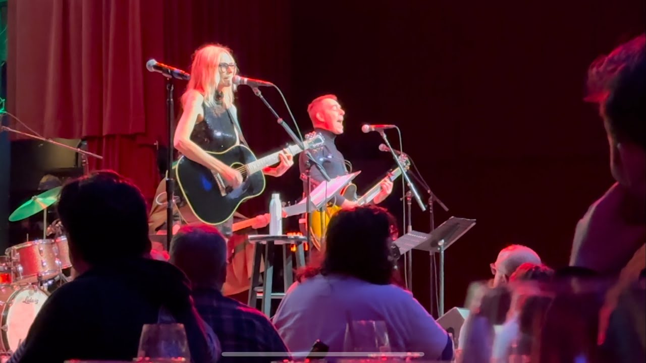 Aimee Mann/Ted Leo - “Nothing Left to Do (Let’s Make This Christmas Blue)” 11/30/2024 City Winery NY
