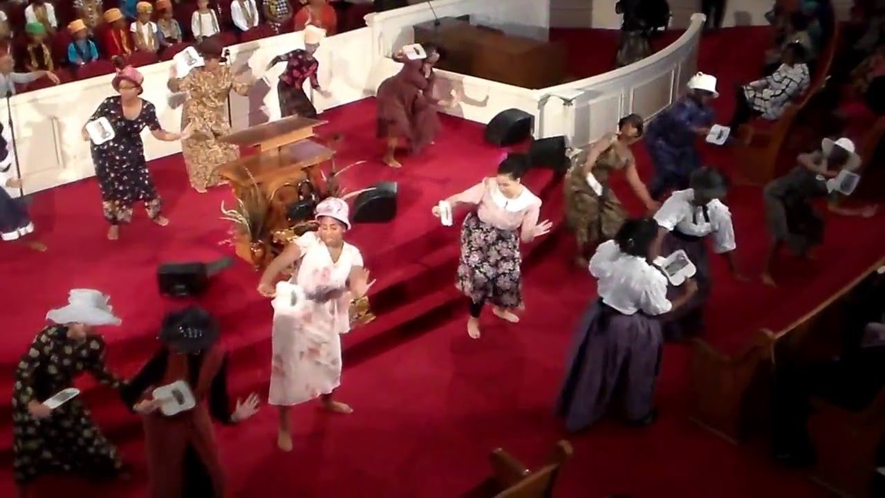 Leak in This Old Building, Innervision Praise Dancers