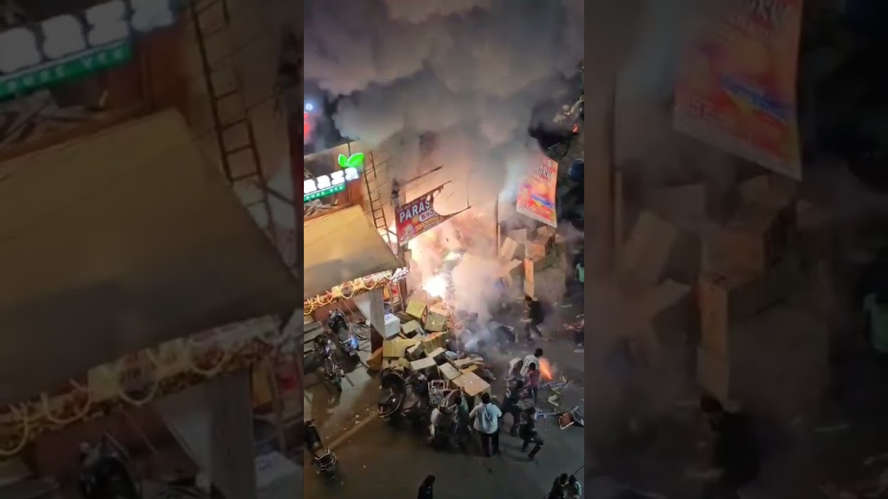 Fire Accident in Firecracker Shop 💥💥🤯💥 Hyd#diwali #crackers #firecrackers #Accident #viralshort&nbsp;