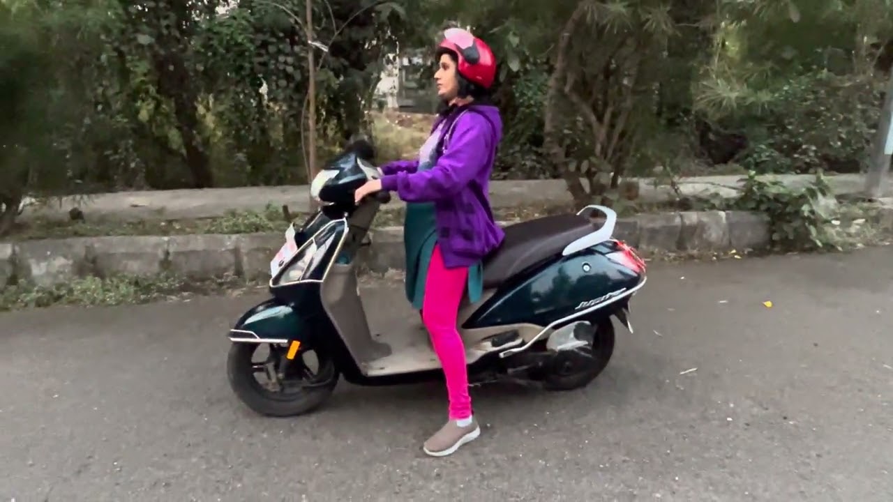 Two wheeler accelerator adjustment#￼ scooty balancing