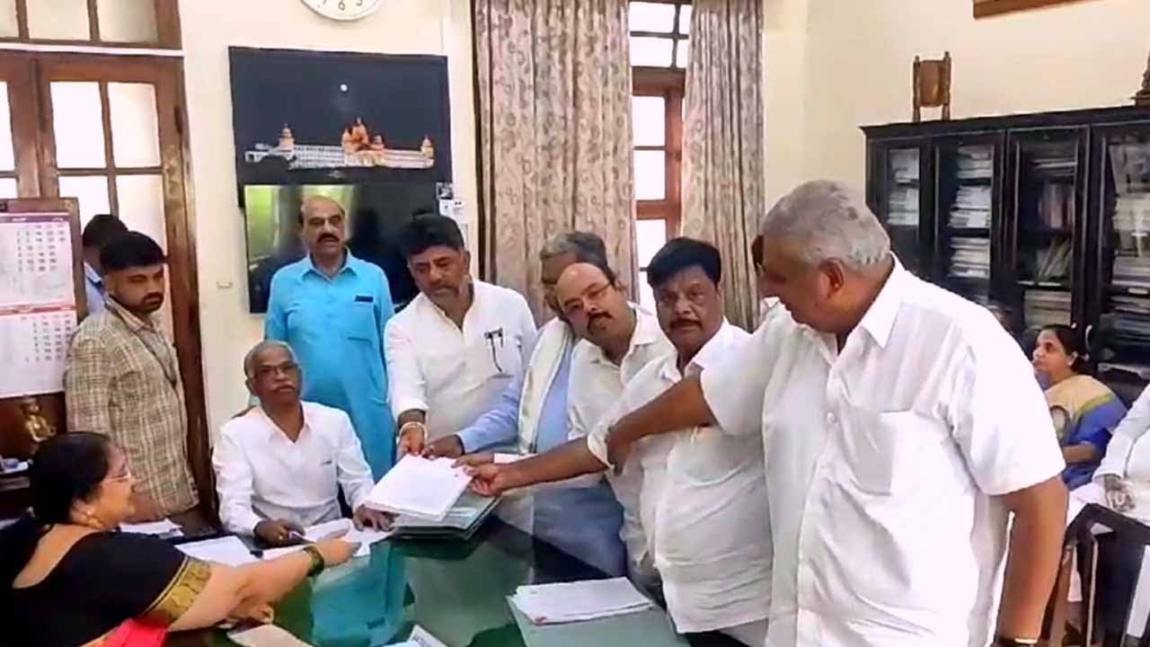 MLC Polls 2024: Yathindra Files Nomination For Karnataka MLC Elections 2024 | YOYO TV Kannada