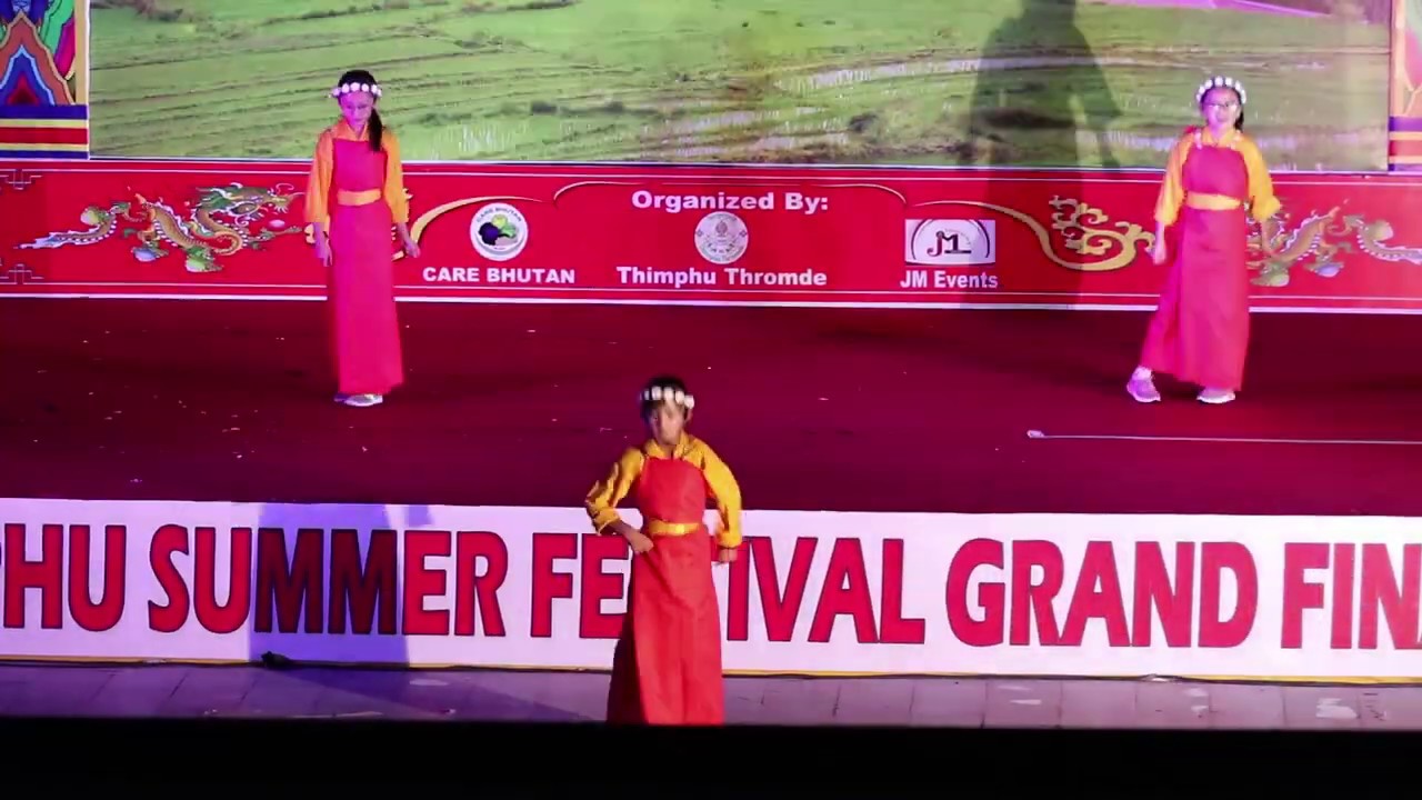 Bhutan Girls Powers Group Remix Dance