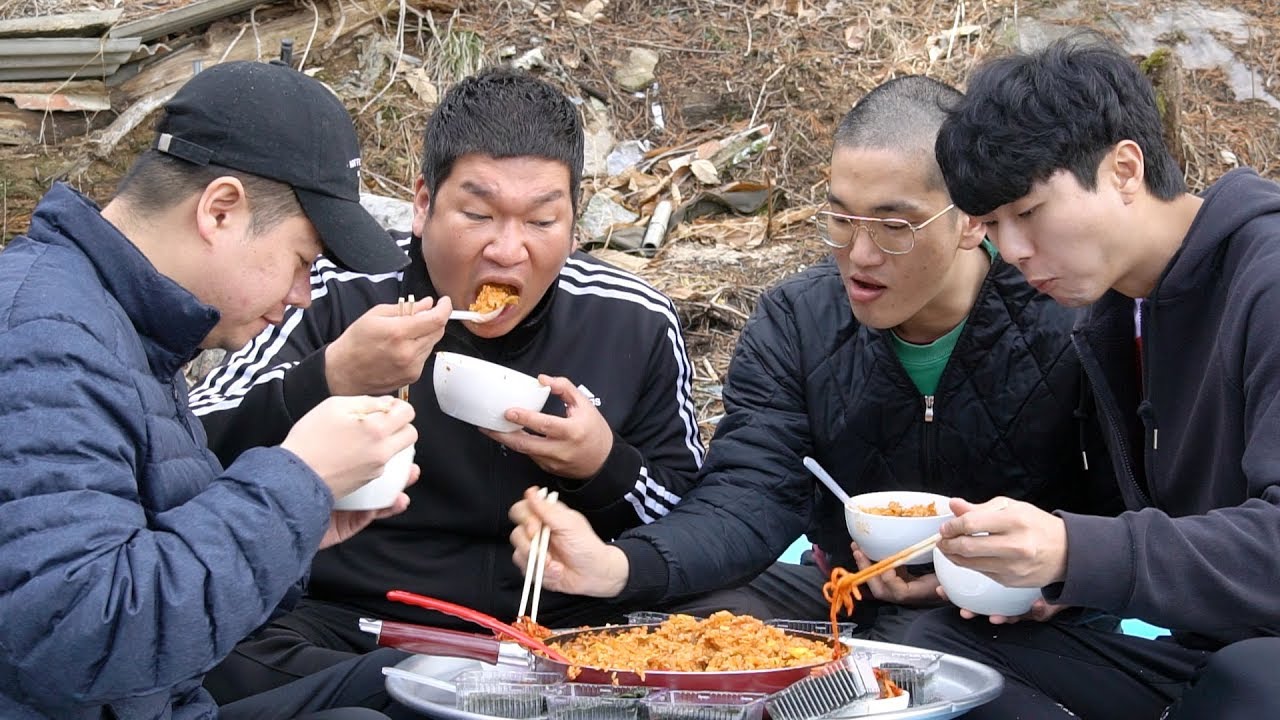 [ENG] 백종원형이 만들어 준 고소한 김치참치볶음밥 ; Kimchi Tuna Fried Rice