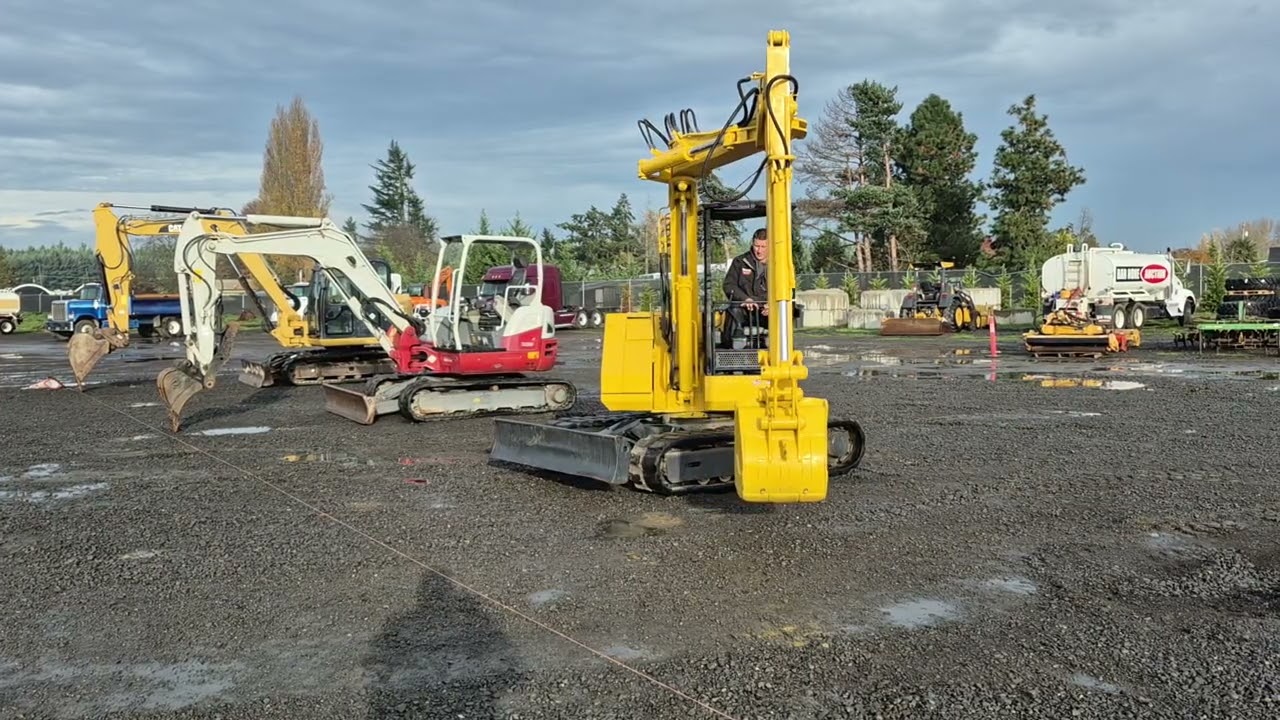 Komatsu PC50UU 1 Hydraulic Excavator