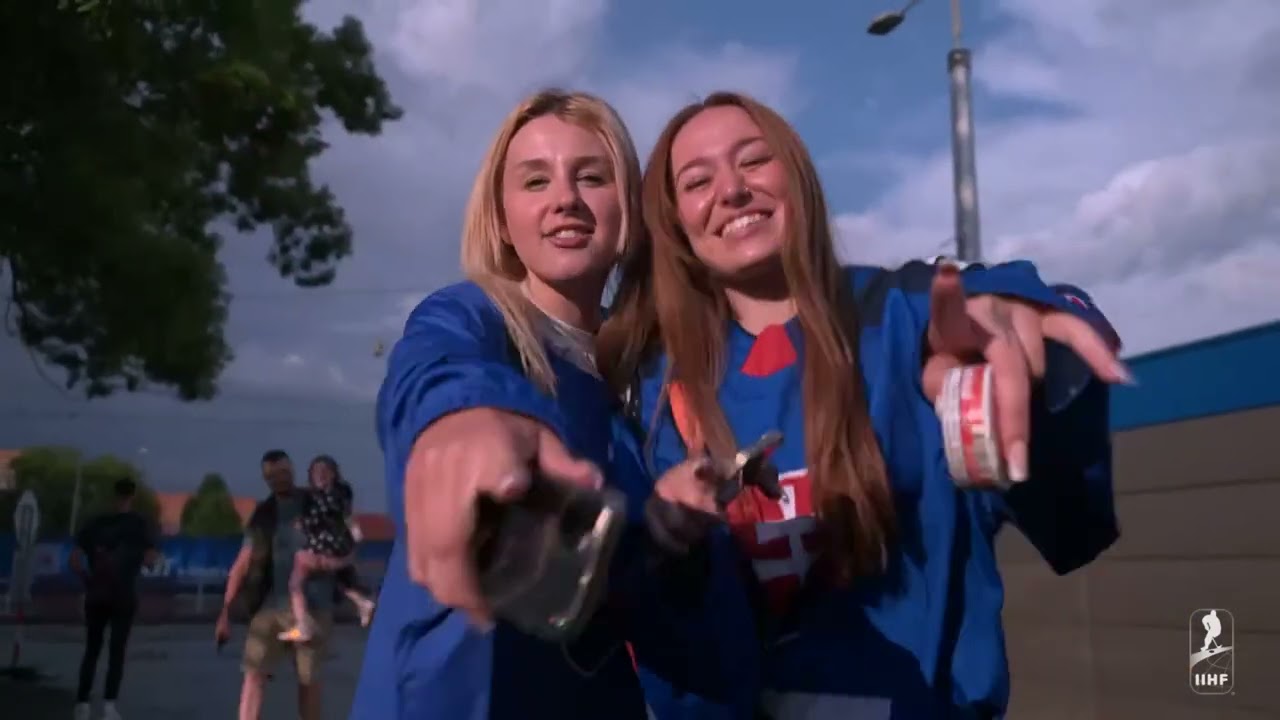 V pozadí úspechu - v zákulisí MS 2025 v hokeji