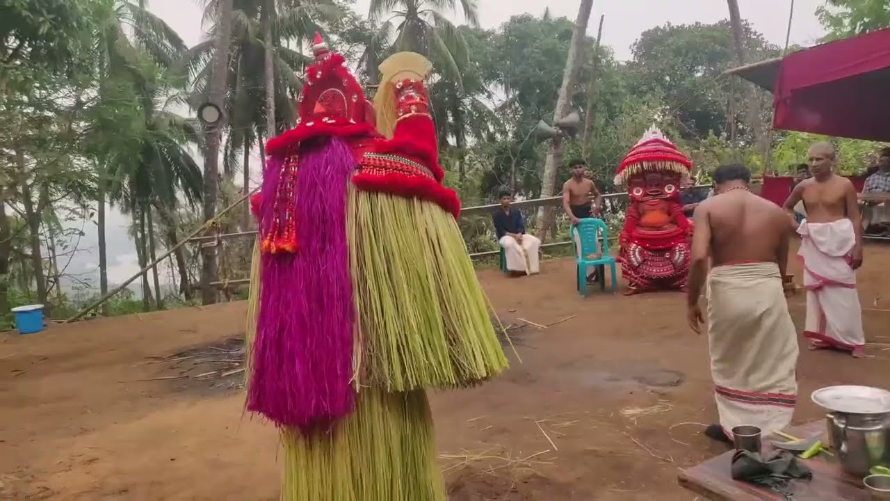 Vishnumurthy Theyyam  - Karakkeel Tharavadu, Mottakkunnu, Kannur