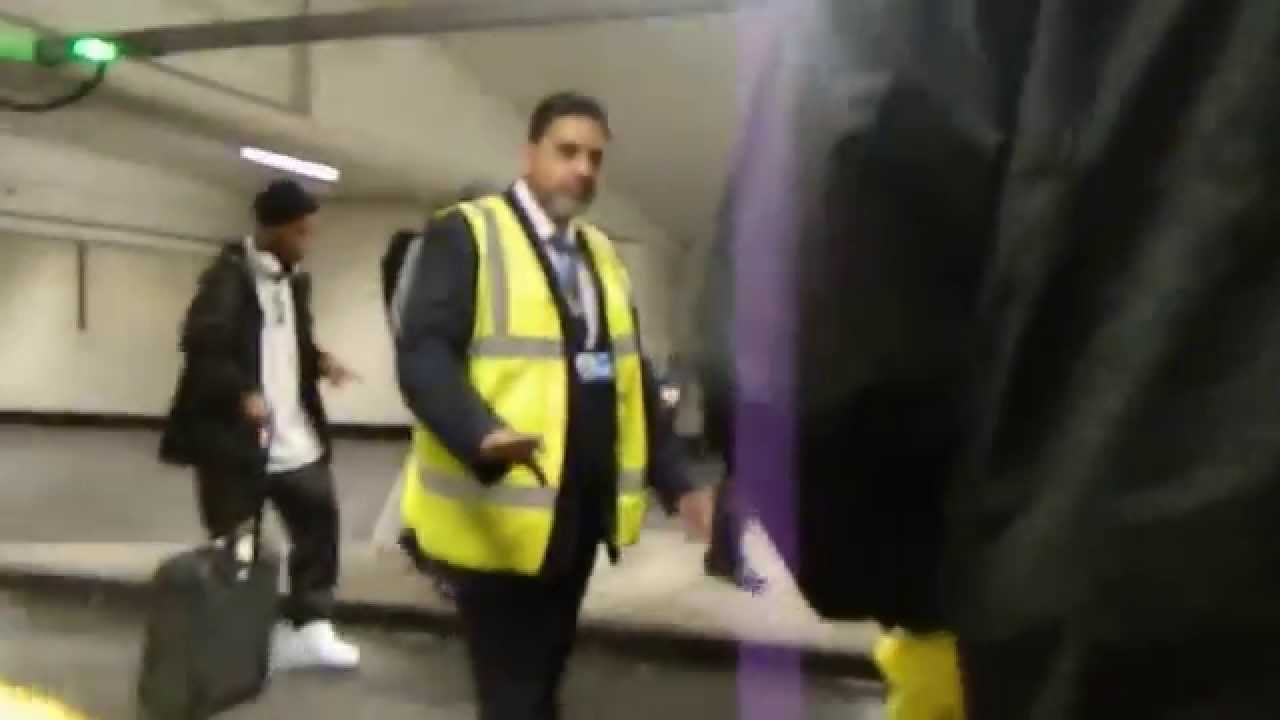 Brazil Legend Ronaldinho Wont Sign Autographs Or Take Photos with Fans Manchester