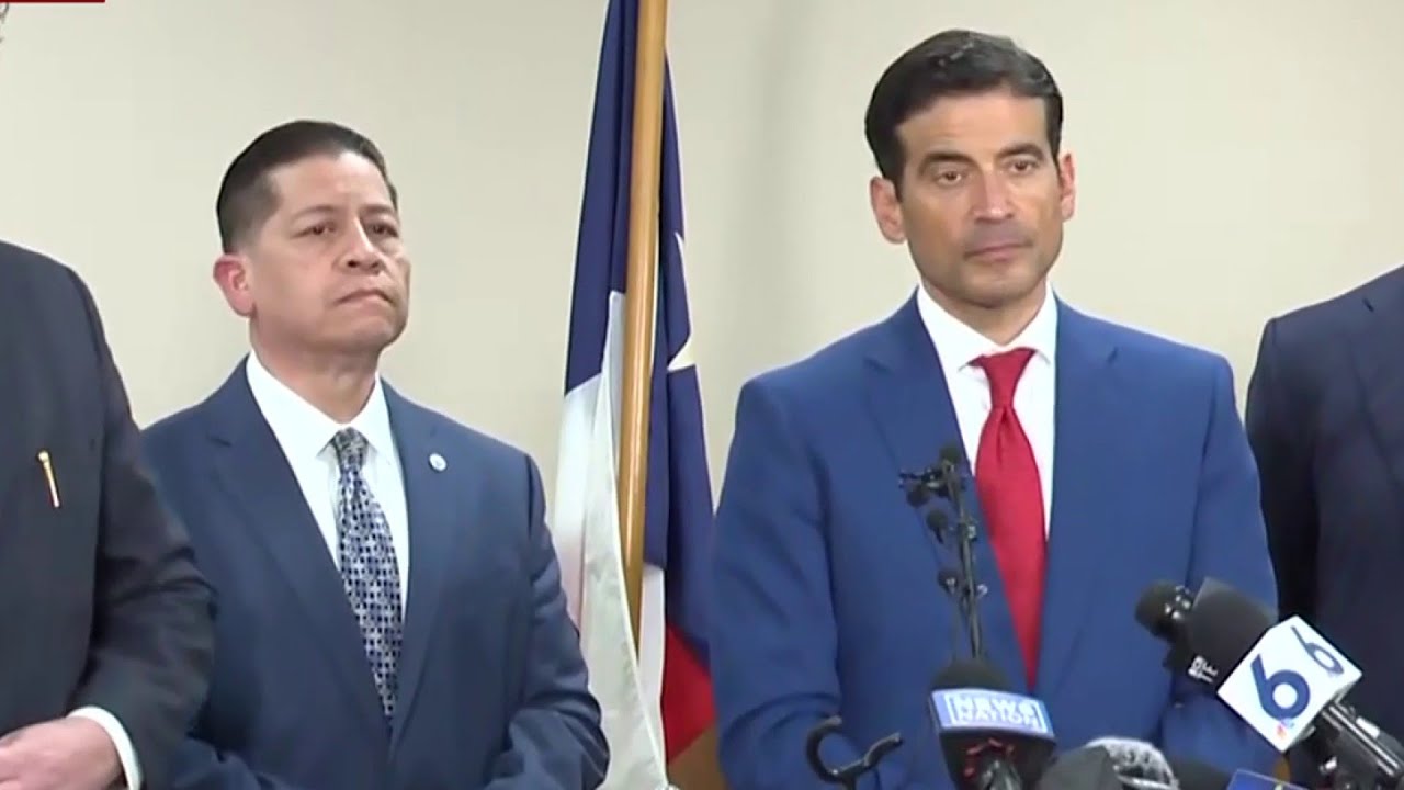 Adrian Gonzales, defense attorneys react to not guilty verdict in Robb Elementary shooting response