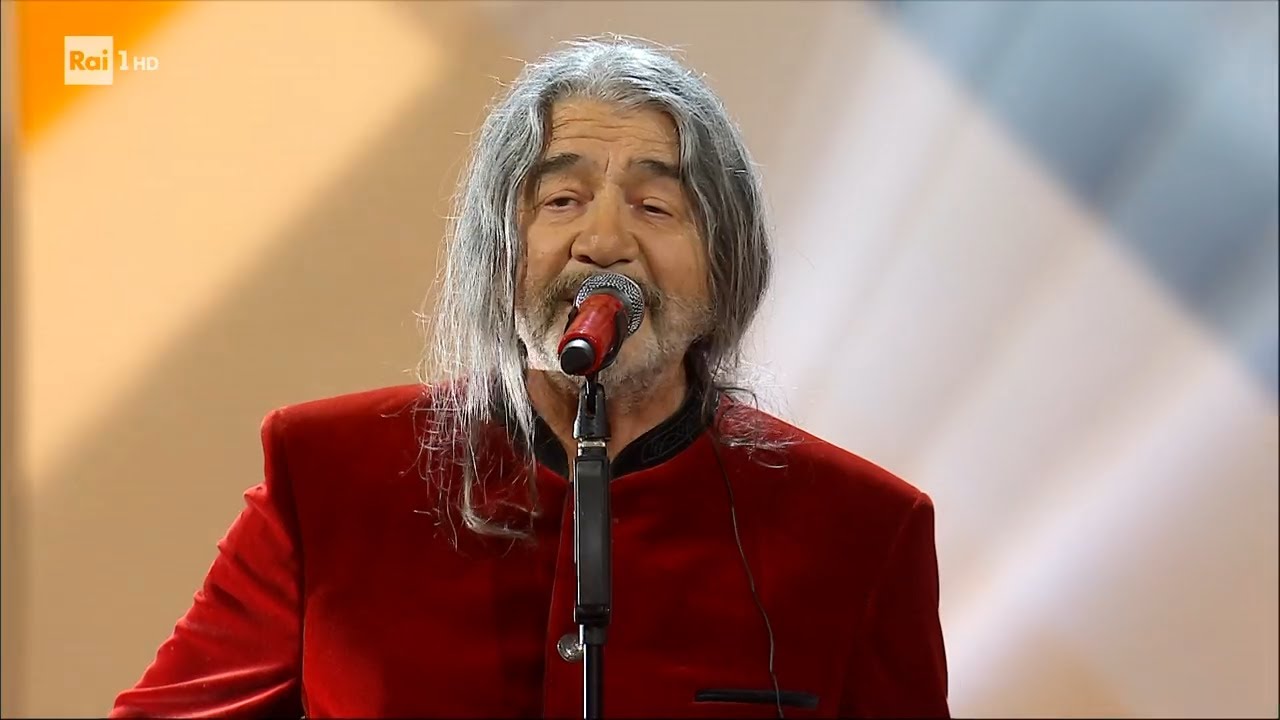 Drupi canta 
