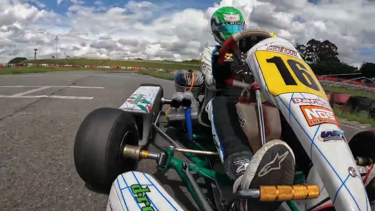 Kart - Caio Collet pilotando um Tony Kart Extreme 97 - IAME Parilla Super S3 1999 em Interlagos
