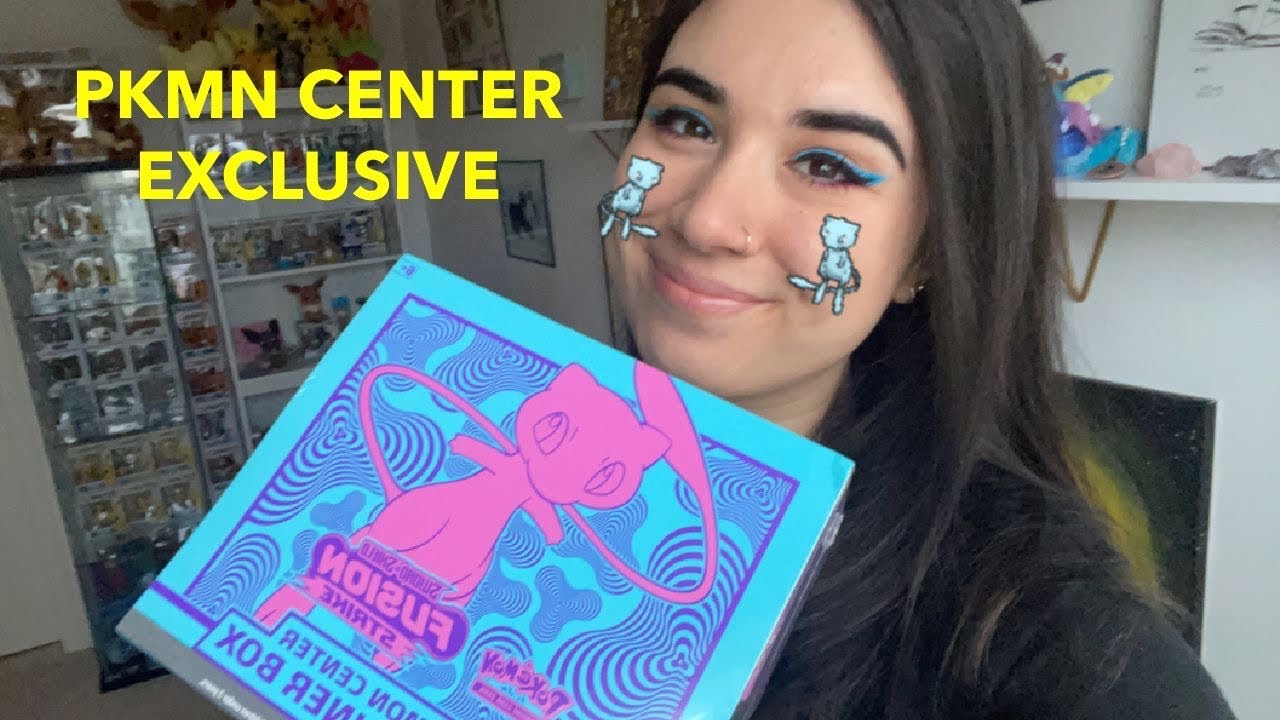 Opening A Pokémon Center Exclusive Fusion Strike ETB! | Live
