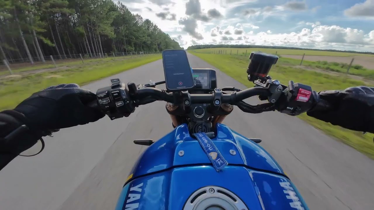 XSR900 | Wheelie Practice - Good First Bike? 