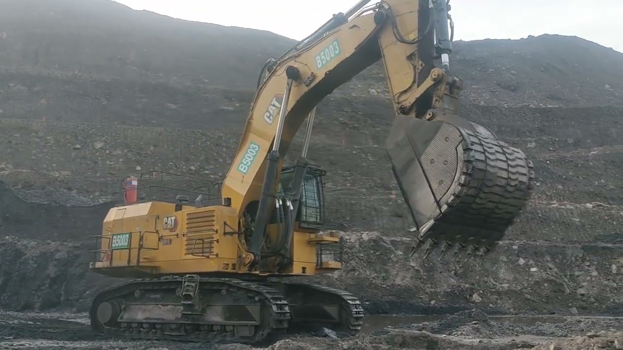 New Machine CAT 6015 Excavator