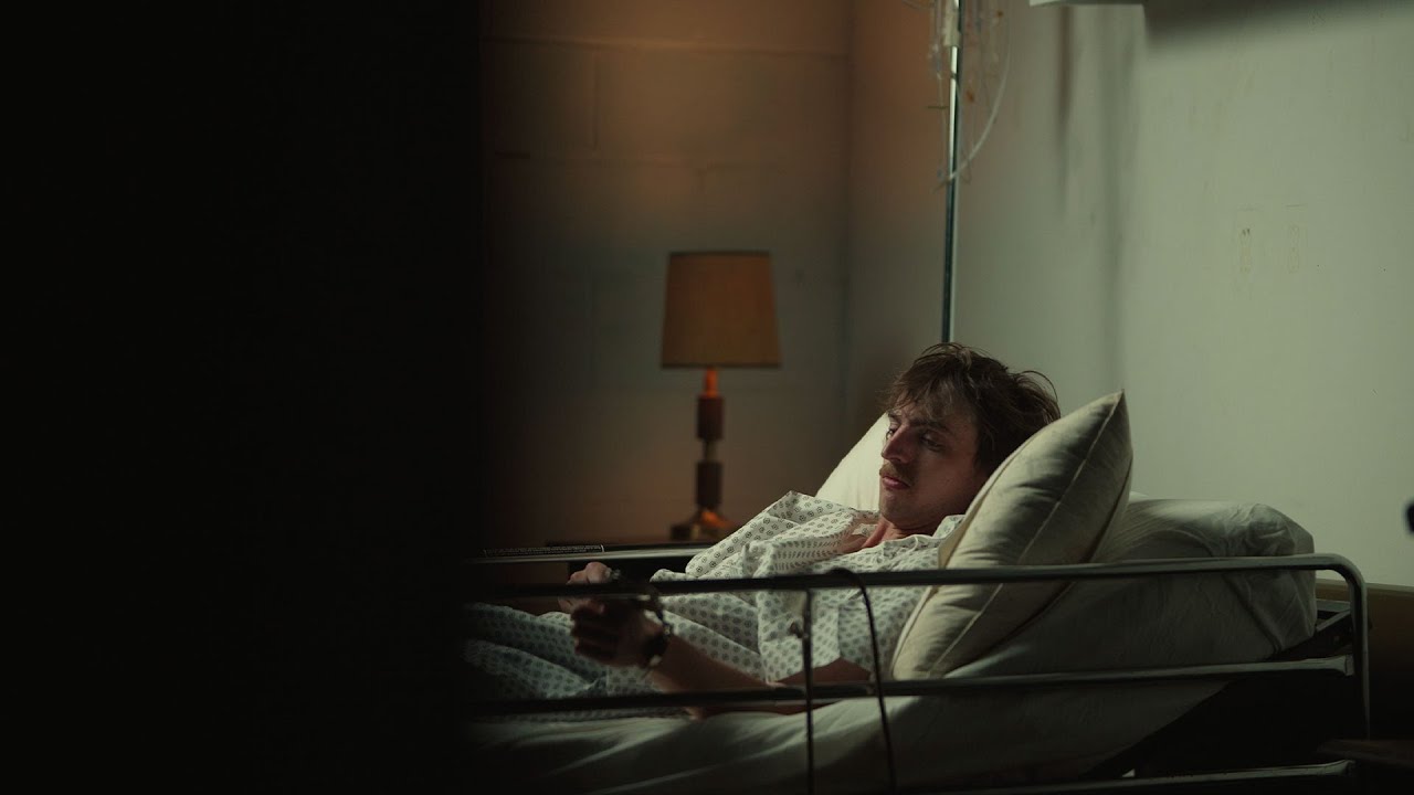 Ole 60 - Watching Scary Movies with the Volume Down (Visualizer)