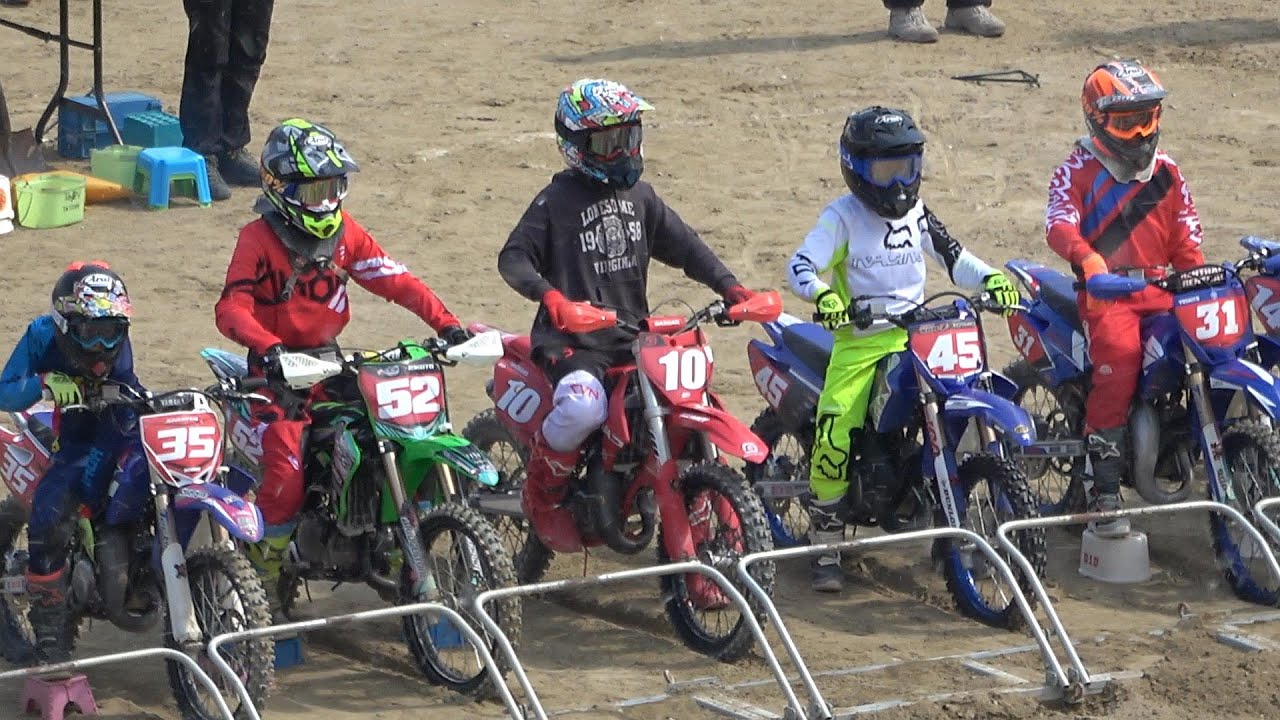 2022近畿モトクロス選手権第1戦 ジュニアクロス/ヒート①決勝 「❄️何か😳すごい選手出て来た」