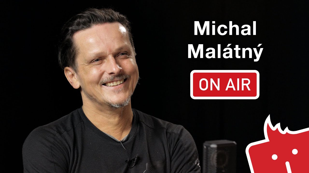 Michal Malátný (Chinaski) ON AIR: „Když naše písničky slyším v rádiu, tak to přepínám.”