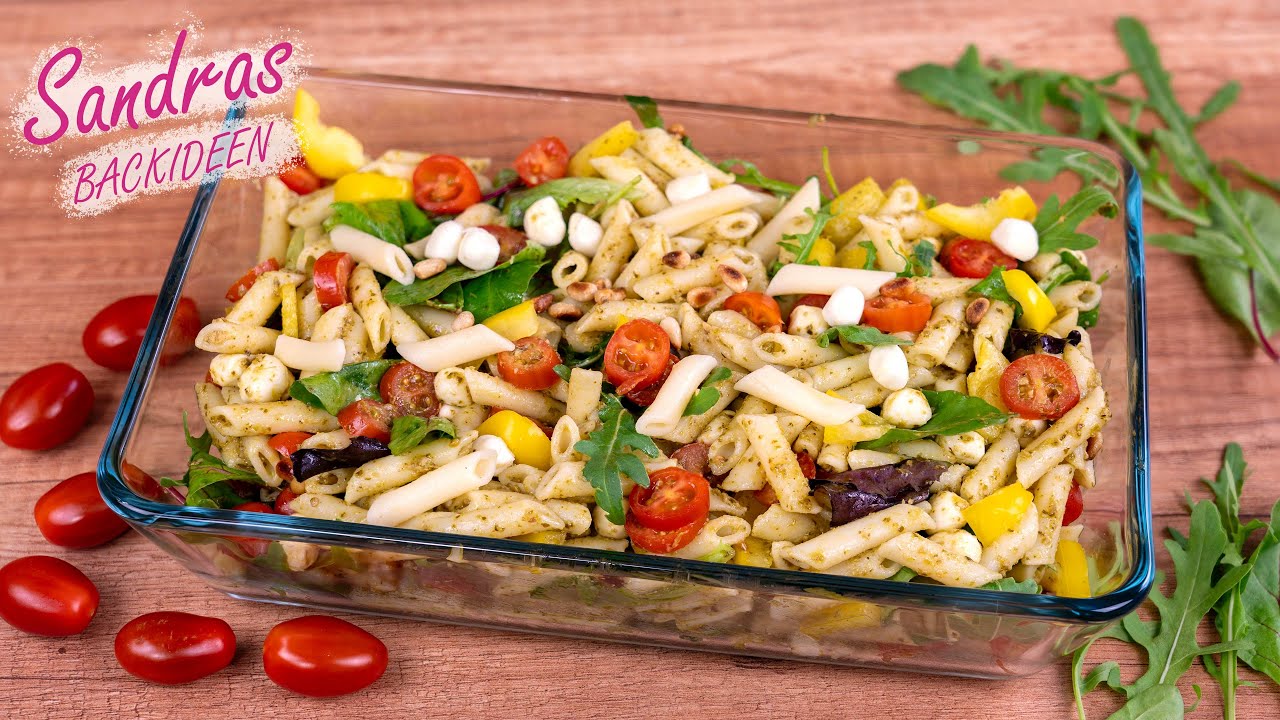 Nudelsalat mit Mozzarella und Pesto | Grillbeilage