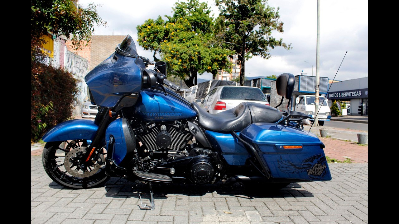 #Tucarro #Mercadolibre #Centrodefotografia #harleydavidson Bagger Street Glide Special 2018