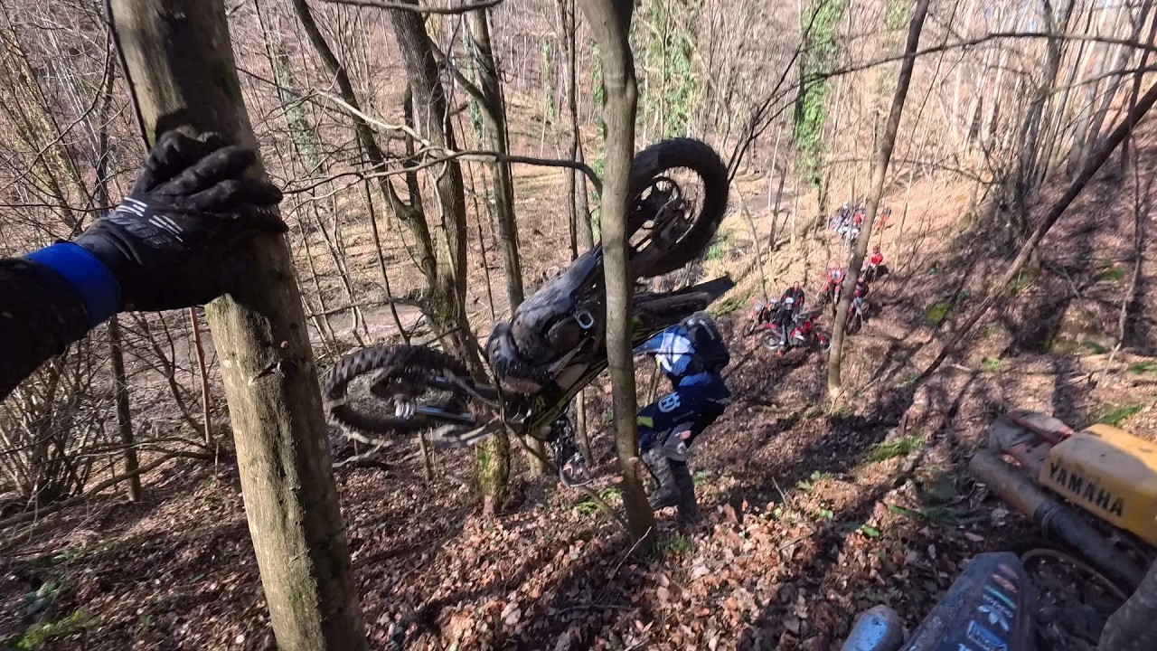 🔥Enduro Vlog #2 (Si-a rupt motoru in jumate) O zi plina de posetari🚀