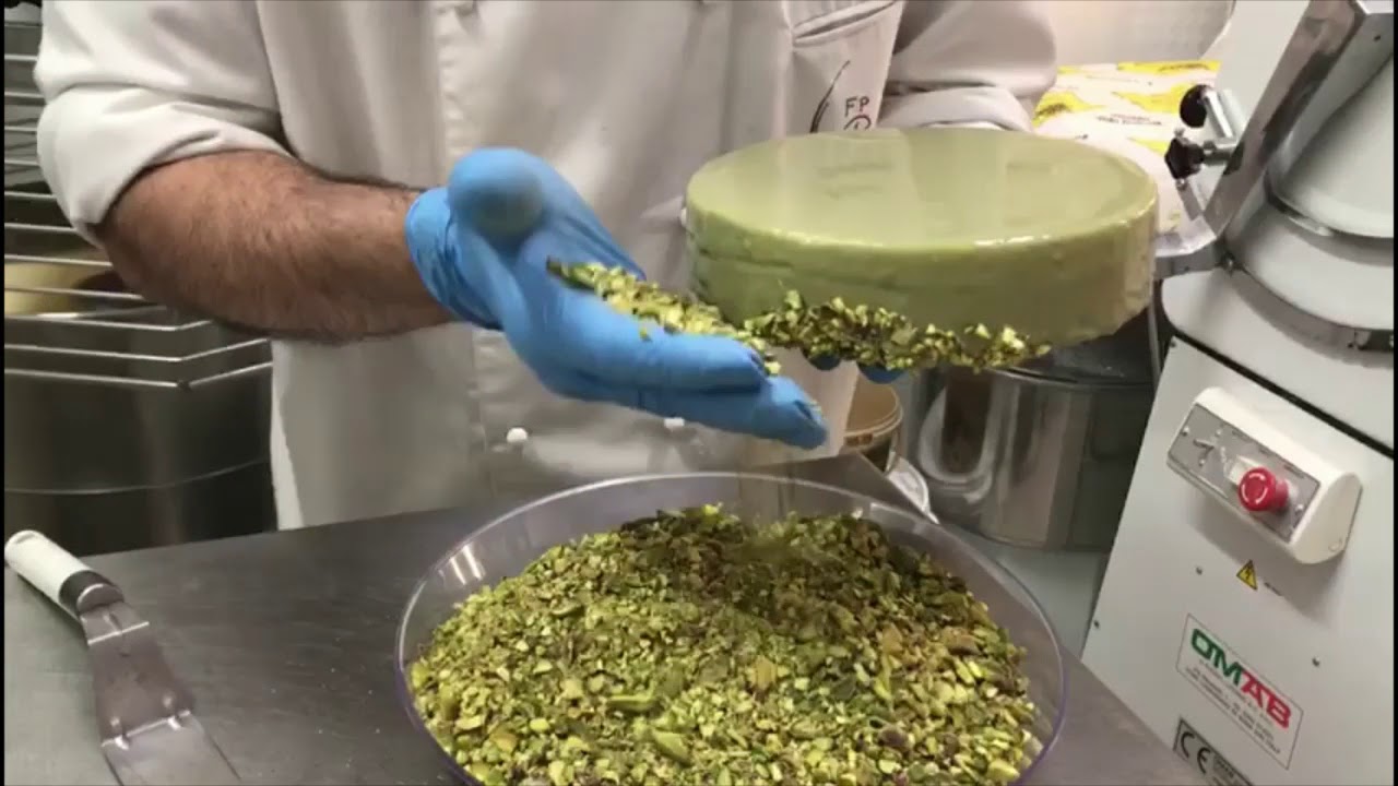 SEMIFREDDO PISTACCHIO PASTICCERIA NAPOLETANA FERRERO TARANTO