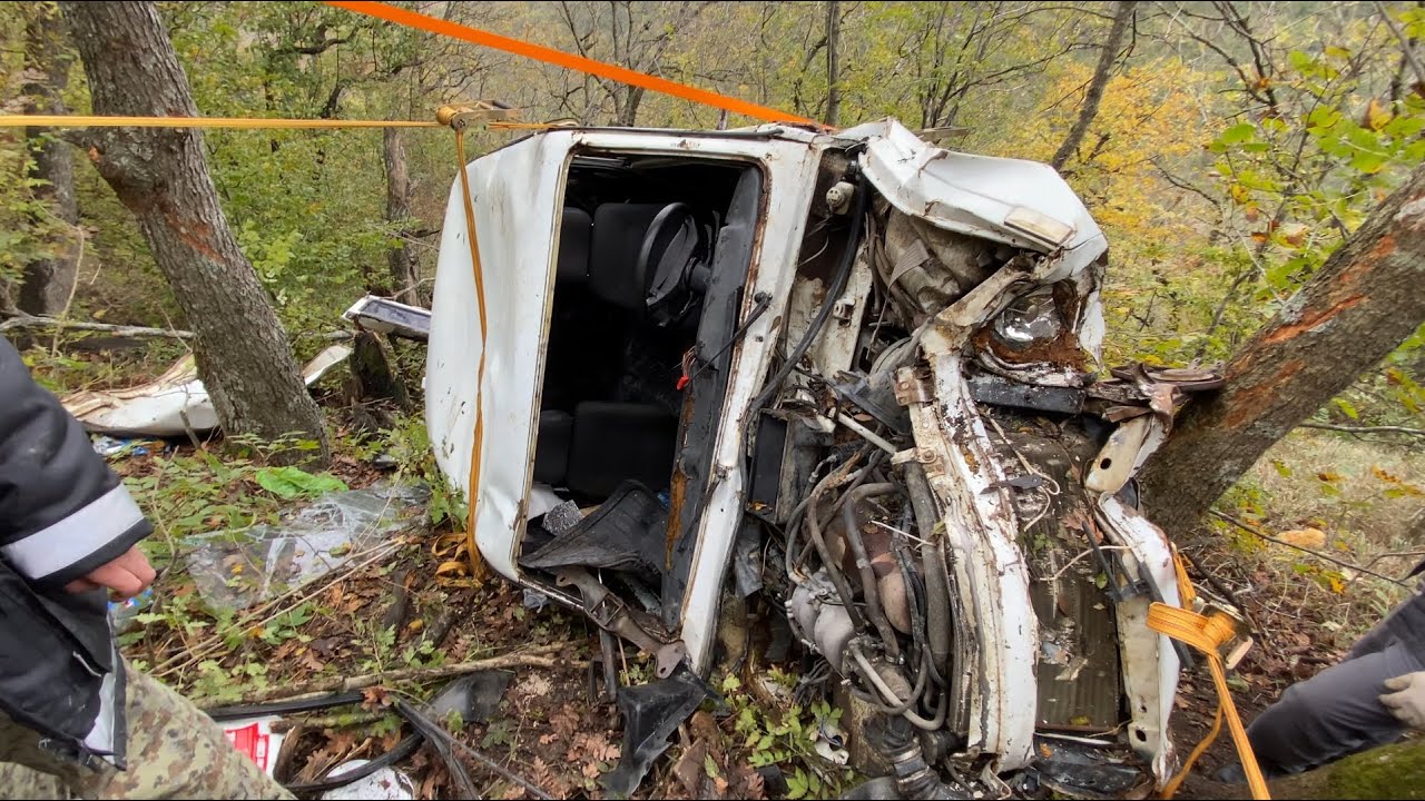 РАЗБИЛИ НИВУ С ОБРЫВА, СПАСТИ НЕ УСПЕЛИ. ЭТО ПРОВАЛ! #offroad #сукко #разобраливандалы #внедорожники