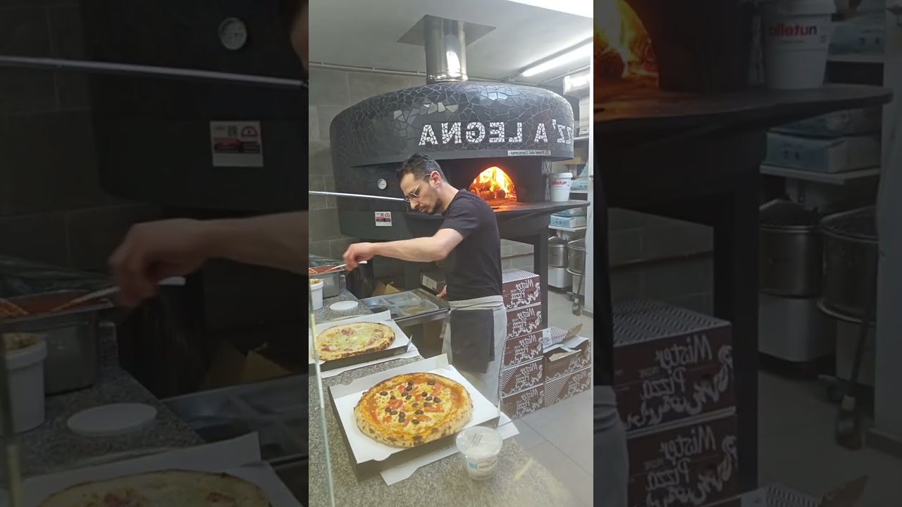 🍕 LIVE Pizza Making – From Dough to Perfect Pizza 🔥