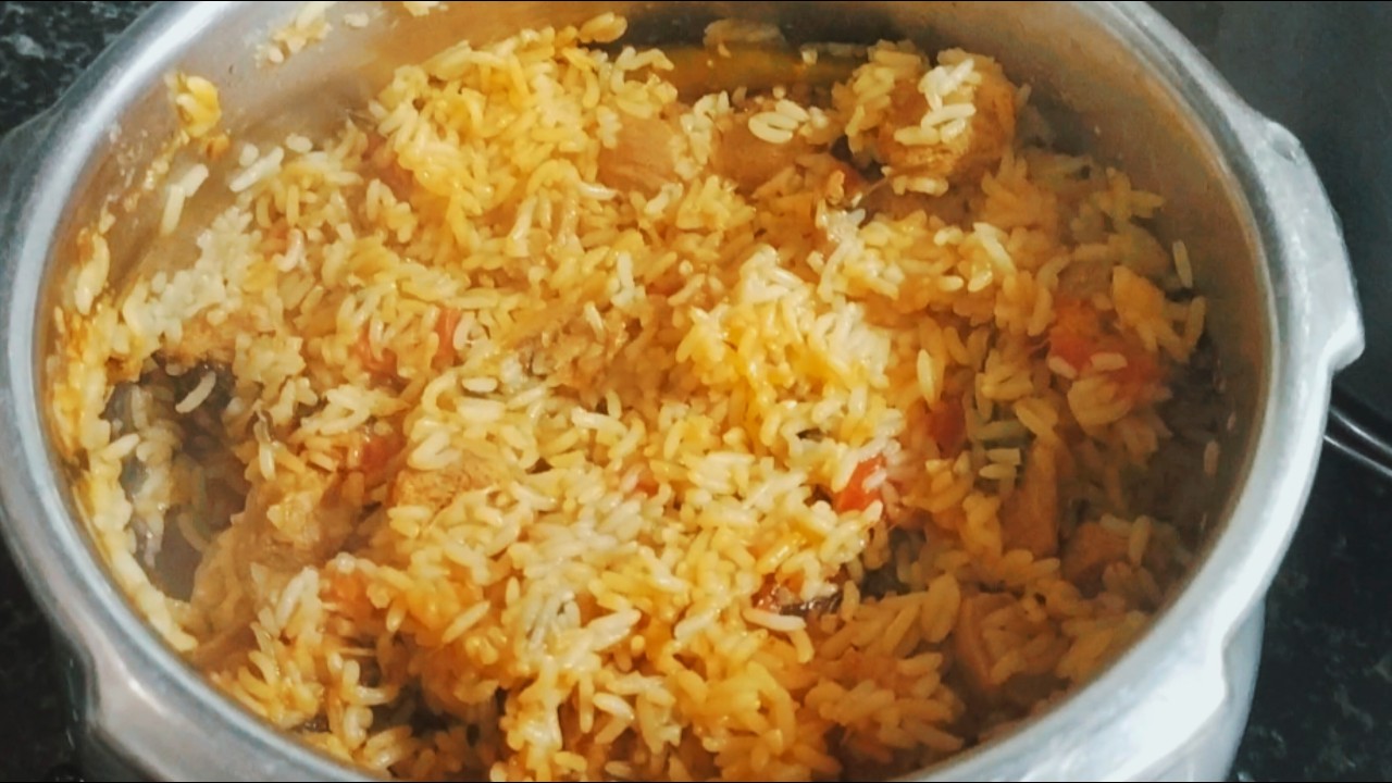 மீல் மேக்கர் பிரியாணி | அசைவ சுவையில் சைவ பிரியாணி