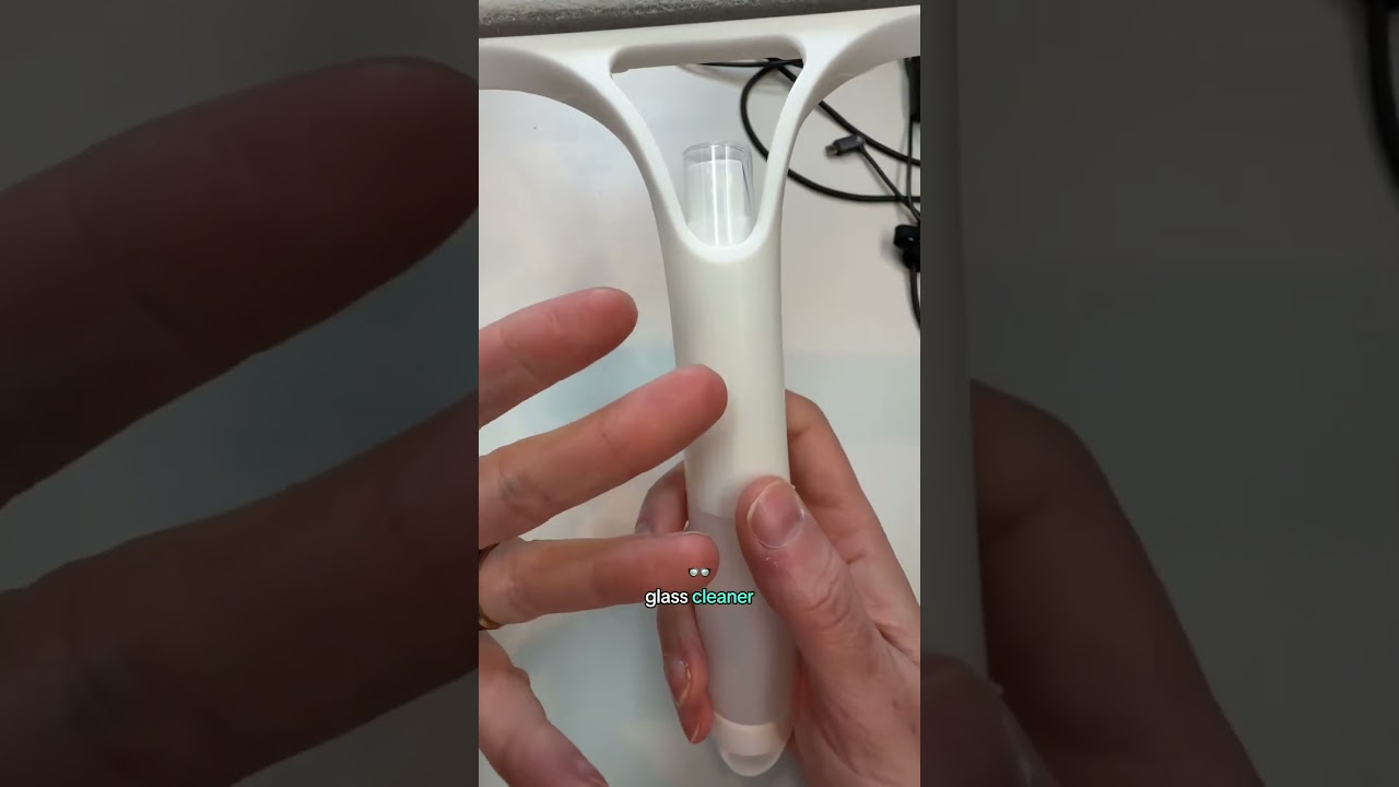 Squeegee Glass Cleaner Review #glasscleaning #glasscleaner #squeegee #lifehacks #review