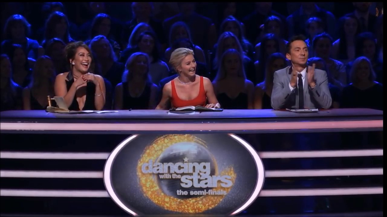 Laurie Hernandez & Val - Tio Samba (w/ Maks) - Judges table - Week 10