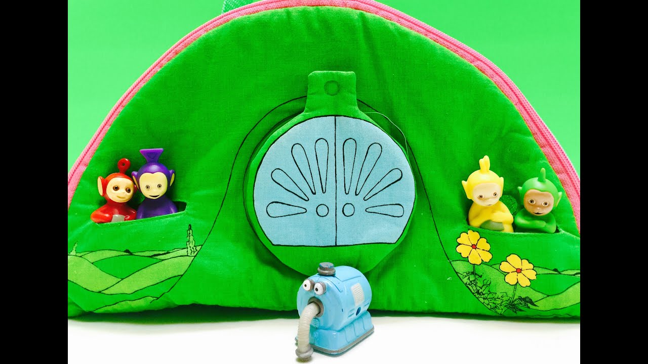 TELETUBBIES Suprise Toy In Tubbytronic Superdome Soft Bag