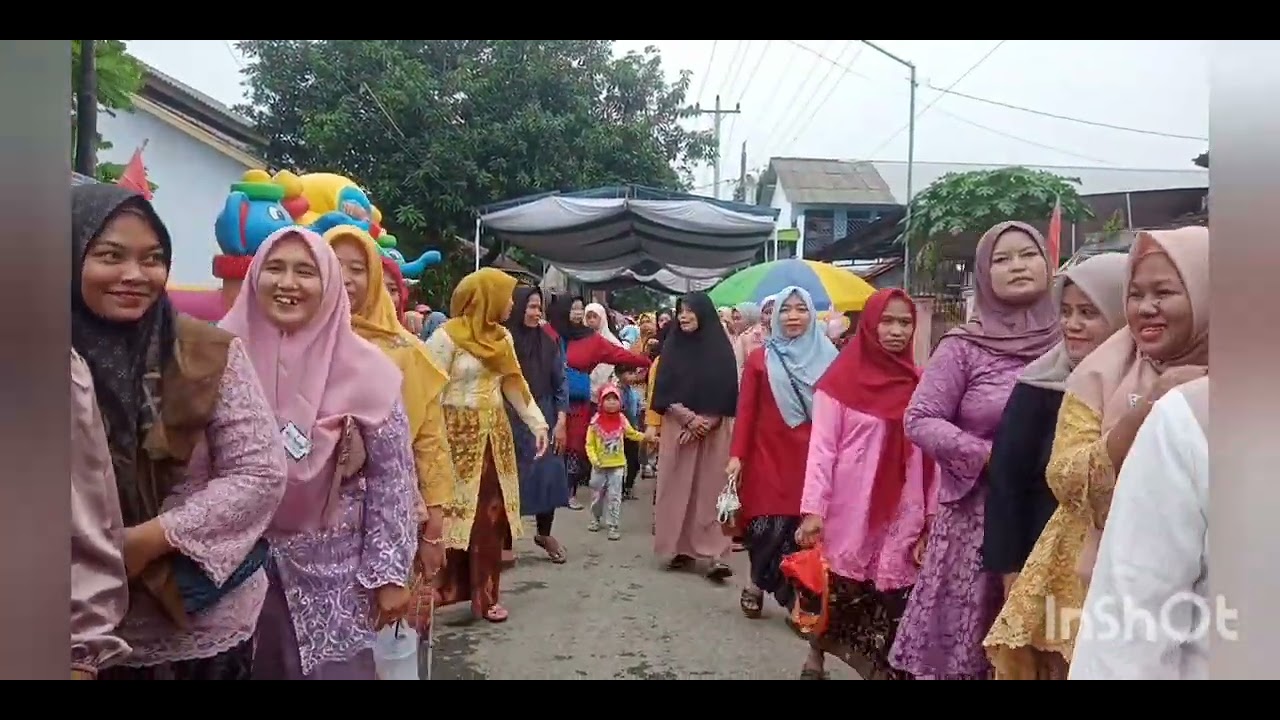 GITA CERIA MUSLIMAT performance @khotmil Qur'an TPQ NURUL FALAH 