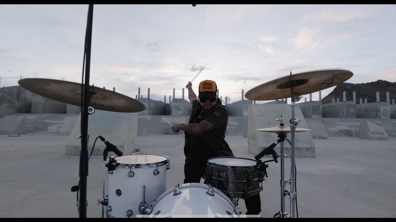 Ella Baila Sola - Eslabon Armado, Peso Pluma -Sammy Salas Drum Cover
