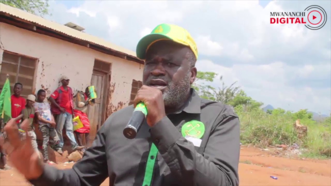 WACHIMBAJI MADINI HANDENI WAMUOMBA MGOMBEA KUSAIDIA SUALA NA MGODI WA MAGAMBAZI.