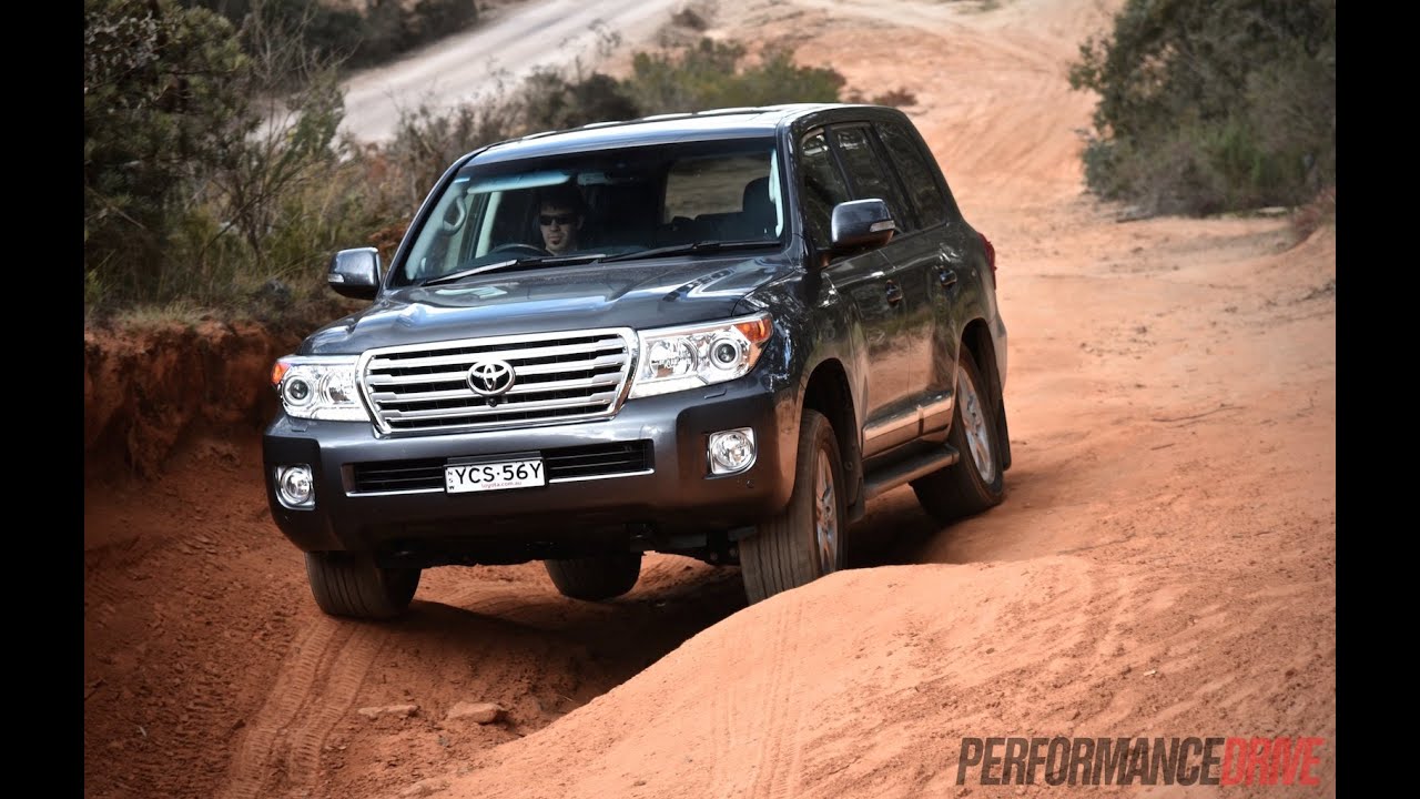 2015 Toyota LandCruiser Sahara V8 diesel review (POV)