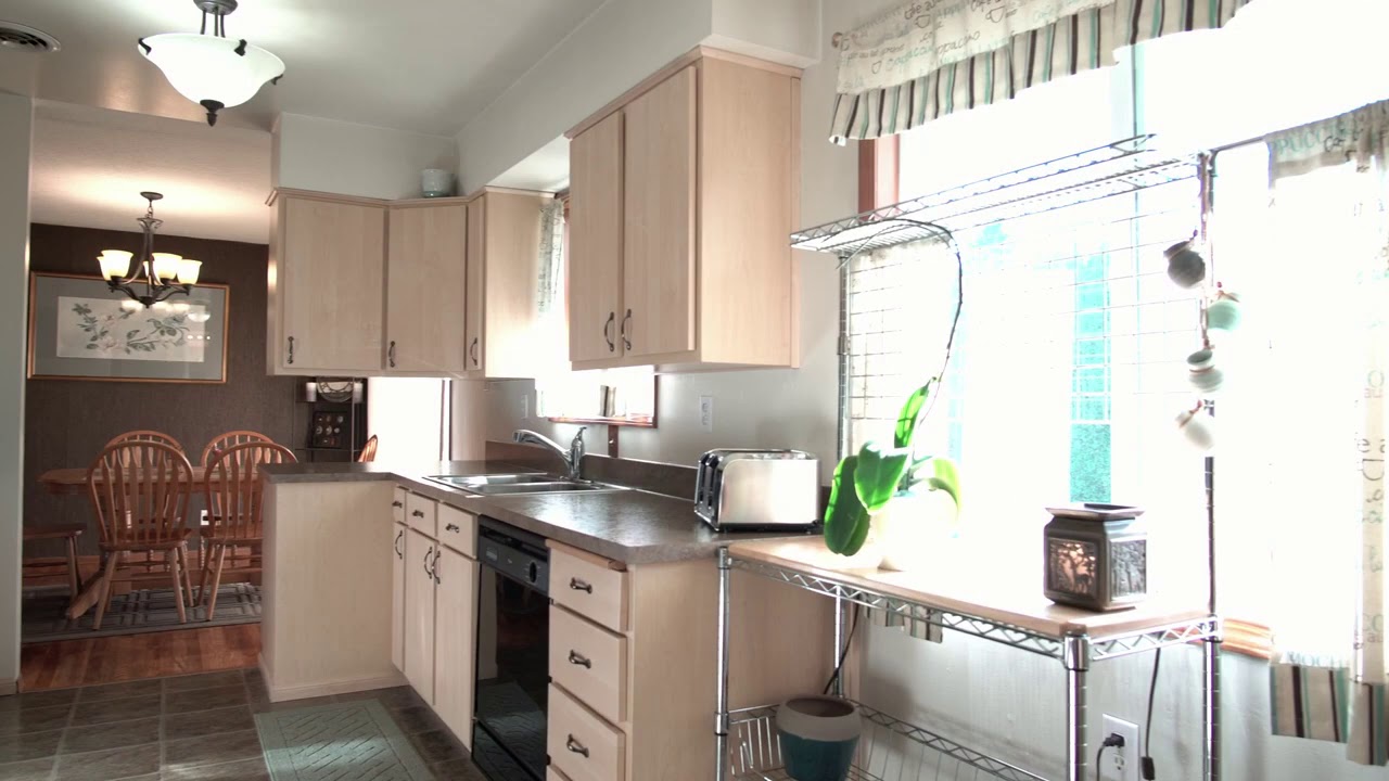 Gorgeous Single-Level Living!