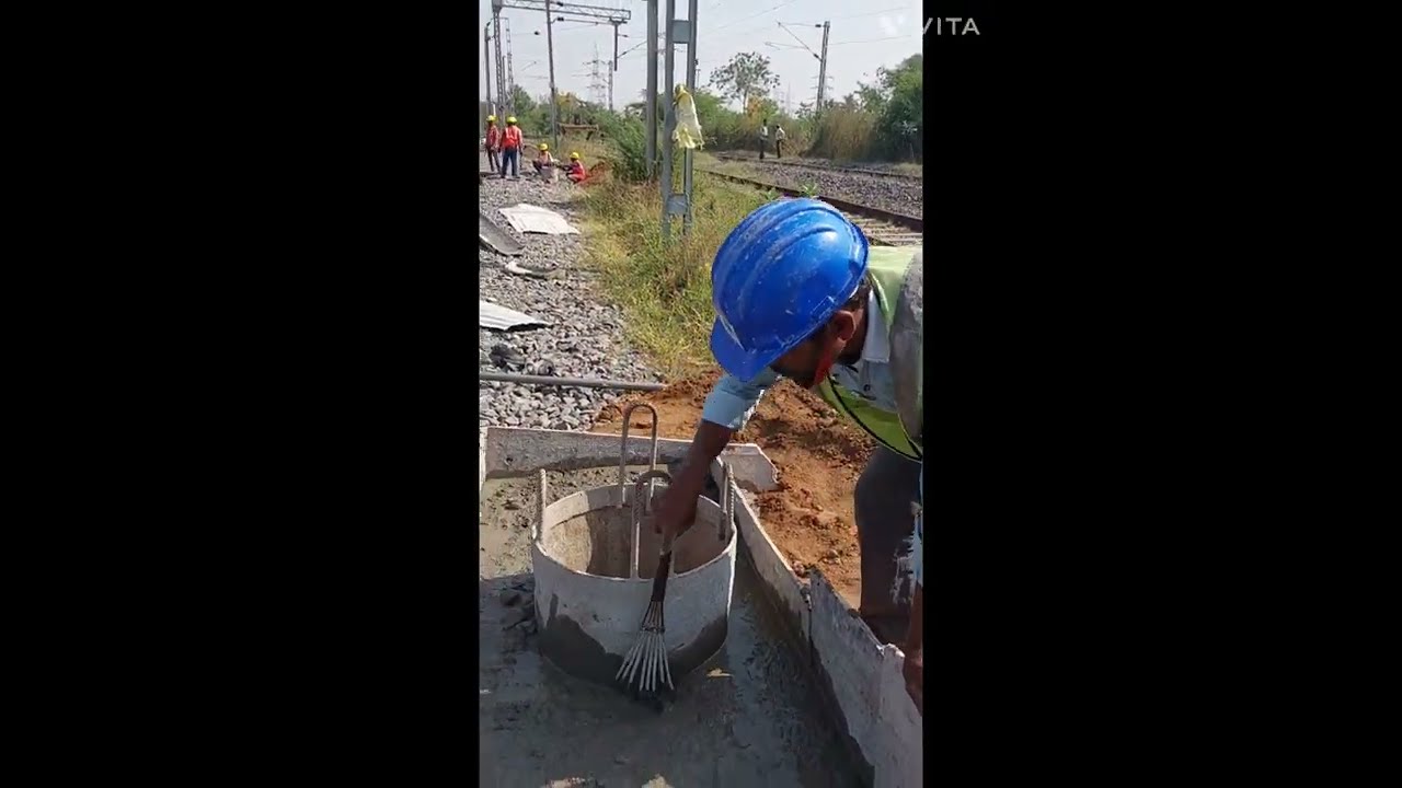 Railway Electric Pol Ka Foundation Kaise Banaya Jata Hai