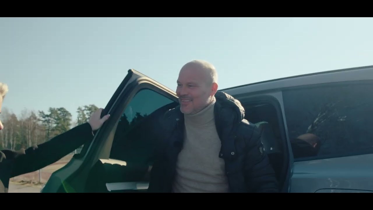 Freddie Ljungberg returned to his Swedish roots with a visit to NIBE HQ