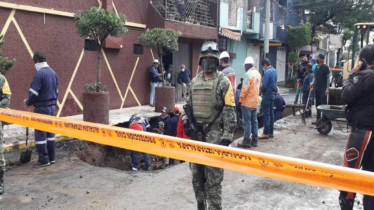 Socavones en CdMx son un peligro latente