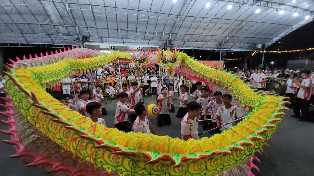 【世界龍王】马来西亚新山耶耶亚哇洪仙大帝庙舞龍队 Malaysia Yahya Awal Dragon Dance Performance at 蔡厝港斗母宮 on 02/10/22