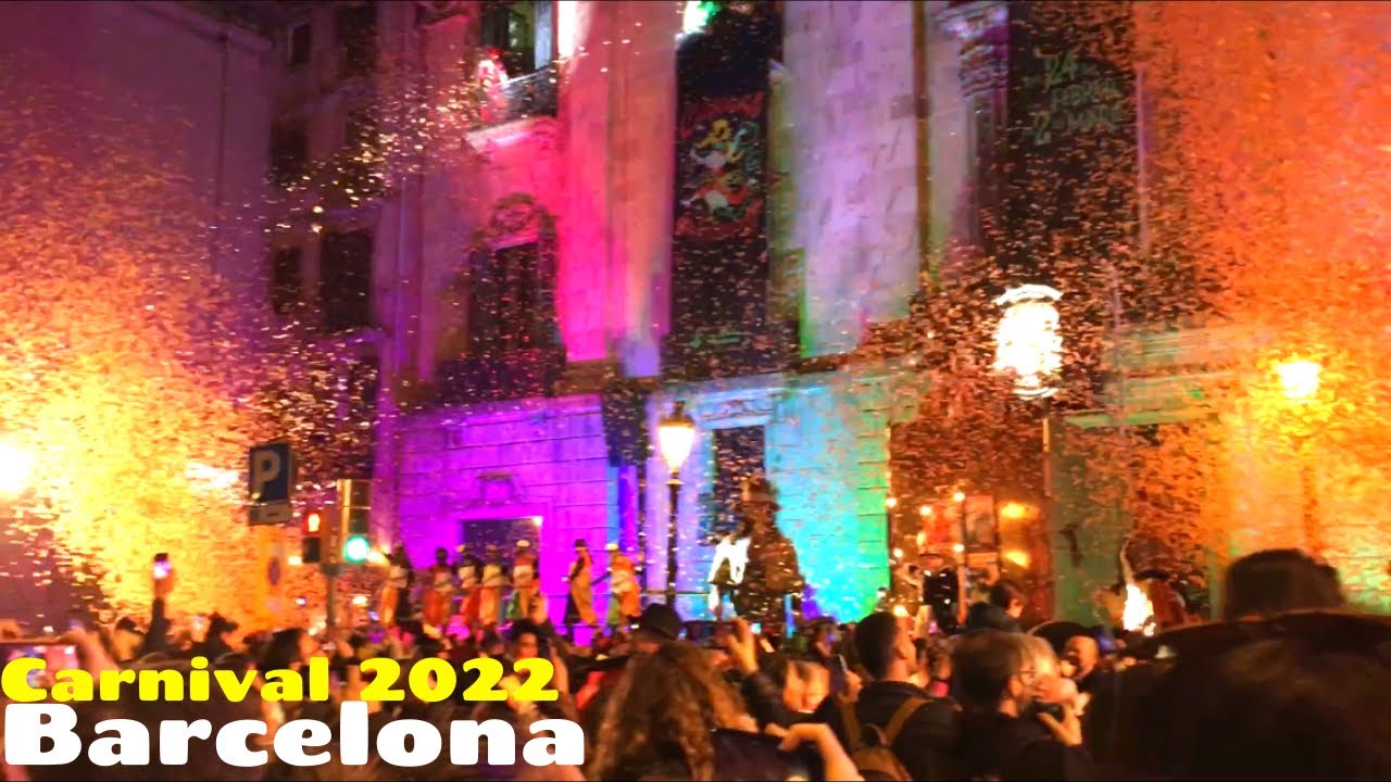 Carnaval Barcelona 2022: La Taronjada - Orange Confetti & Fireworks Display P2